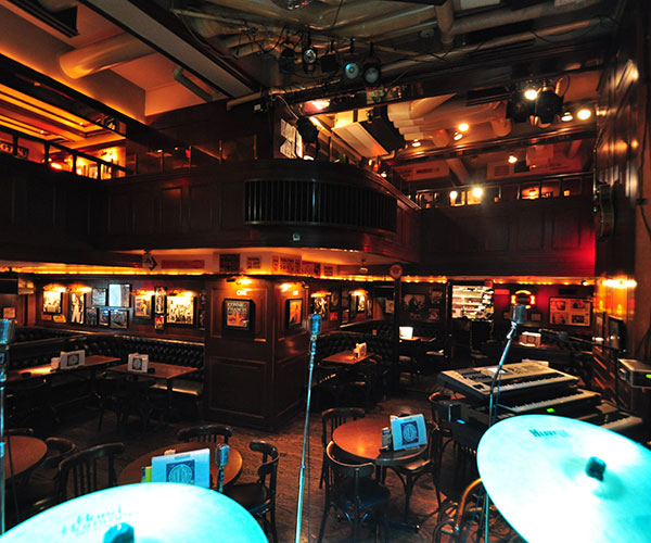 Rock and Roll Lives in Kyoto, Japan YokosoNews